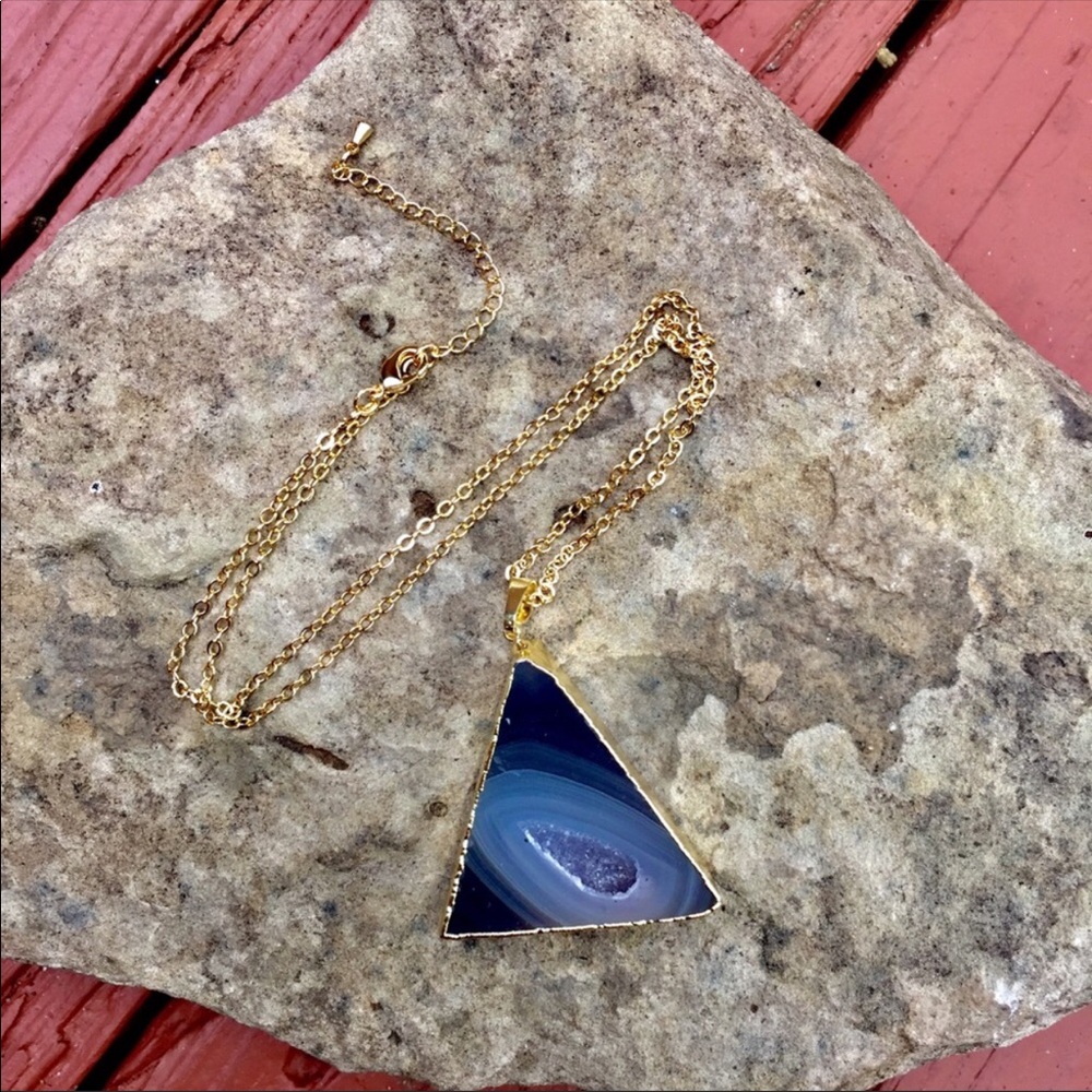 🔴2 for $20 Natural Geode Agate Stone Necklace - Picture 2 of 7